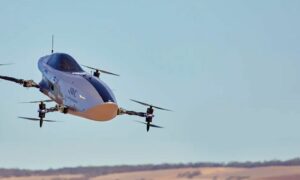 Airspeeder, elektrikli uçan yarış arabası için ilk başarılı test uçuşunu gerçekleştirdiğini söyledi