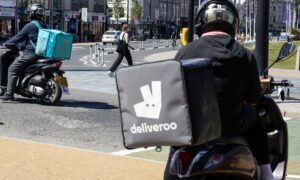 İngiltere mahkemesi, Deliveroo kuryelerinin çalışan olmadığına hükmetti