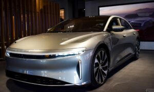 Lucid Air bitiş çizgisine yaklaşıyor