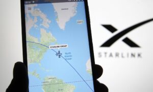 SpaceX'in Starlink'i, uçak içi Wi-Fi için 'birkaç' havayoluyla görüşüyor