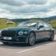 Bentley, 'şimdiye kadarki en verimli Bentley' olan Flying Spur Hybrid ile ilgili ayrıntıları açıkladı