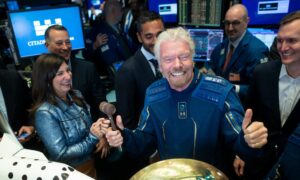 Virgin Galactic, Richard Branson'ın Jeff Bezos'tan önce uzaya uçmayı hedeflediğini doğruladı