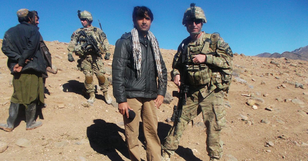 ABD ordusu tarafından işe alınan ve terk edilen Afgan DJ'ler
