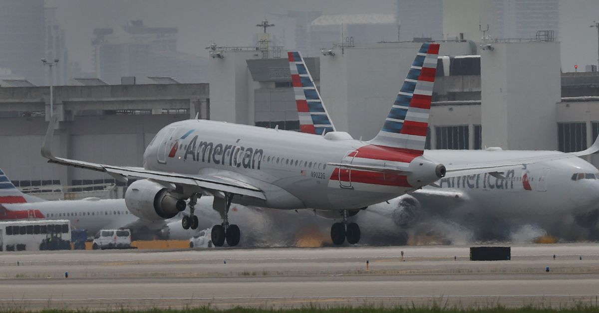 American Airlines, 30 dakikalık TikTok'u havada ücretsiz izlemenize izin verecek