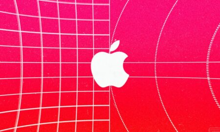Apple, ofiste cinsiyetçilik hakkında tweet attıktan sonra kadın mühendislik programı yöneticisini idari izne çıkardı
