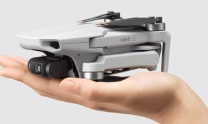 Artık DJI'nin sızdırılmış 300 dolarlık Mini SE drone'unu satın alabilirsiniz