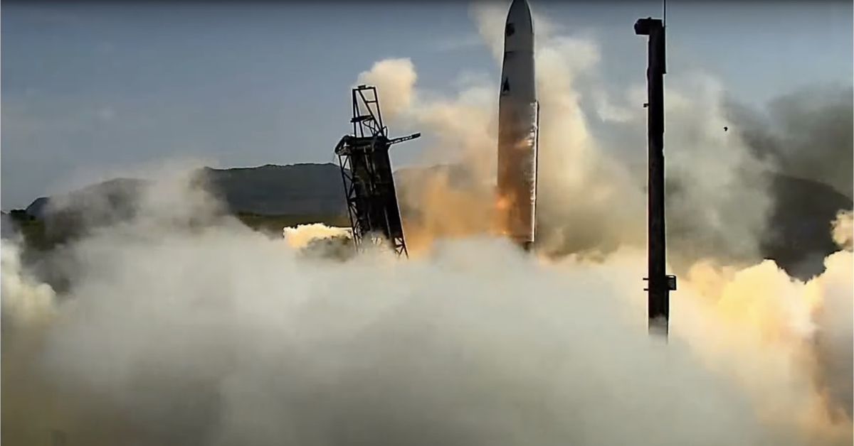 Astra roketi yörüngeye ulaşmadan önce gerçek bir yumuşak kayma yapıyor