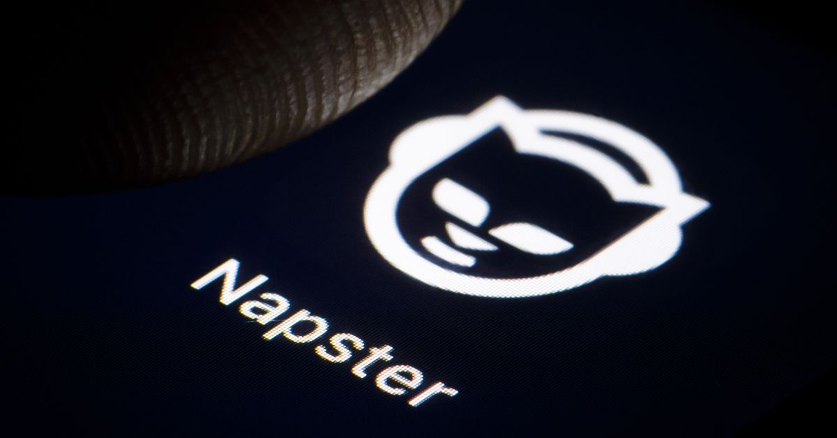 Bir adam, ayrı yaşadığı karısının Napster çalma listelerini yeniden adlandırarak yasaklama emrini ihlal etti