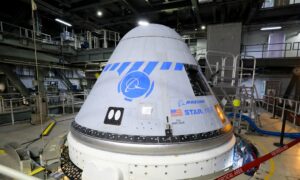 Boeing Starliner lansmanı, sorun giderme için fabrikaya döndüğü için tekrar ertelendi