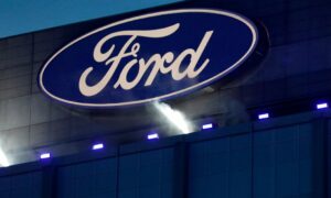 Ford, mahkemeden GM'nin "BlueCruise" sürücü yardım özelliği nedeniyle açtığı davayı reddetmesini istedi