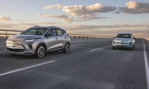 GM, en son geri çağırmadan sonra Chevy Bolt'u yapmayı geçici olarak durduruyor