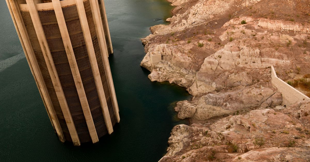 Kuraklıkla boğulmuş Colorado Nehri benzeri görülmemiş bir su sıkıntısıyla karşı karşıya