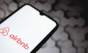 Misafirler ve ev sahipleri için cinsel taciz davalarında zorunlu tahkime son vermek için Airbnb güncelleme politikası