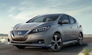 Nissan, elektrikli Leaf'in başlangıç ​​fiyatını 30.000 doların altına düşürdü