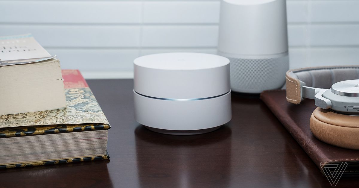 Üçlü bir Google Wifi ağ yönlendiricisi paketi Amazon'da sadece 150 $