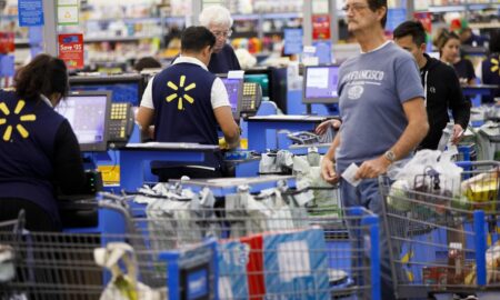 Walmart, kripto para birimi ürünleri geliştirecek birini arıyor
