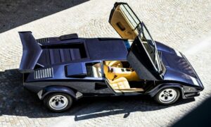 Yeni bir Lamborghini Countach neredeyse burada ve bir melez olabilir