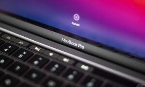 Apple'ın söylentisi olan MacBook Pros, beta sızıntısına göre daha yüksek çözünürlüklü ekranlar alabilir