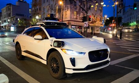 California, 2030'dan itibaren tüm otonom araçların sıfır emisyonlu olmasını gerektirecek