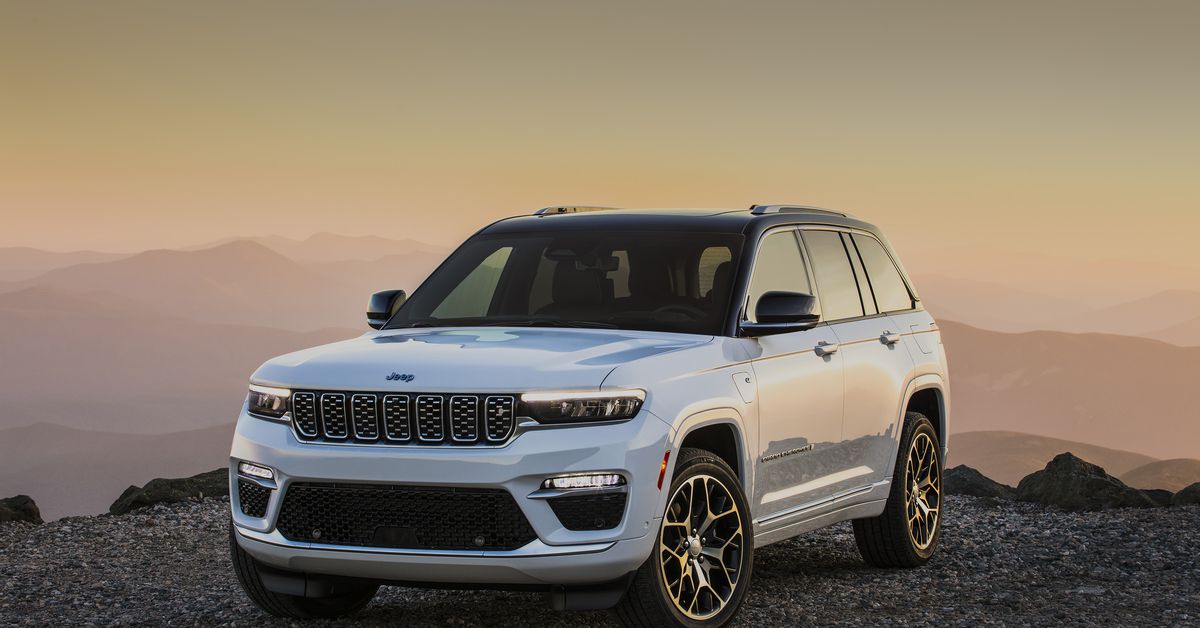 İlk plug-in hibrit Jeep Grand Cherokee burada