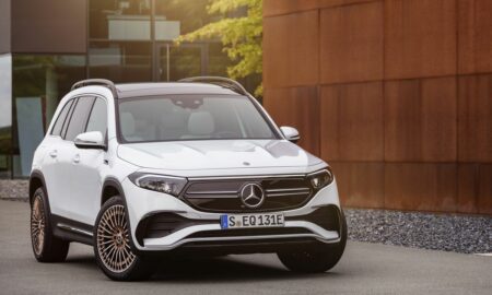 Mercedes-Benz, ABD'de elektrikli bir SUV piyasaya sürmek için bir şans daha aldı