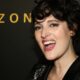 Phoebe Waller-Bridge, Amazon'un Bay ve Bayan Smith serisinden çıkıyor