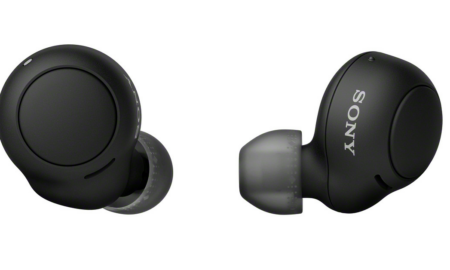 Sony'nin en uygun fiyatlı gerçek kablosuz kulaklıkları daha geleneksel bir tasarıma geçiyor