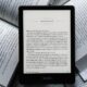 Amazon Kindle Paperwhite (2021) incelemesi: daha büyük ve daha iyi bir kitap