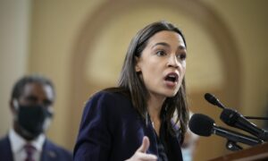 AOC, Meta markasını değiştirdikten sonra Facebook'u "demokrasinin kanseri" olarak nitelendiriyor