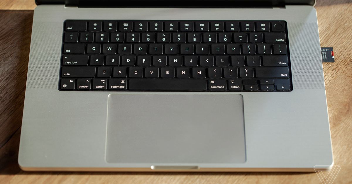 Apple'ın MacBook Pro, Nvidia ve AMD'ye GPU şeklinde bir uyarıdır