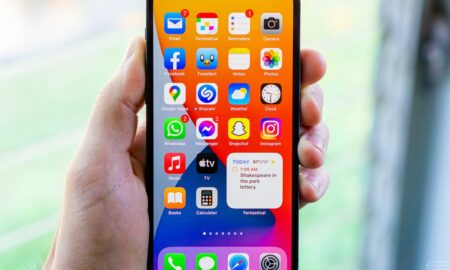 Apple, iOS 15.1'i SharePlay ve daha fazla iPhone 13 Pro kamera seçeneğiyle piyasaya sürdü