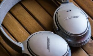 Bose kulaklıklar ve iPhone aksesuarları bugünün fırsatları