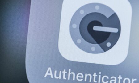 Google Authenticator 2FA'nızı yeni bir telefona nasıl aktarabilirsiniz?