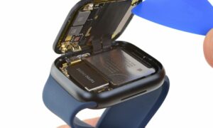 iFixit, Apple Watch Series 7'nin daha büyük ekranının altına bir göz attı