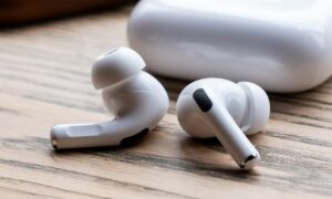 Kaybolan AirPods Pro veya AirPods Max'inizi bulmak artık çok daha kolay