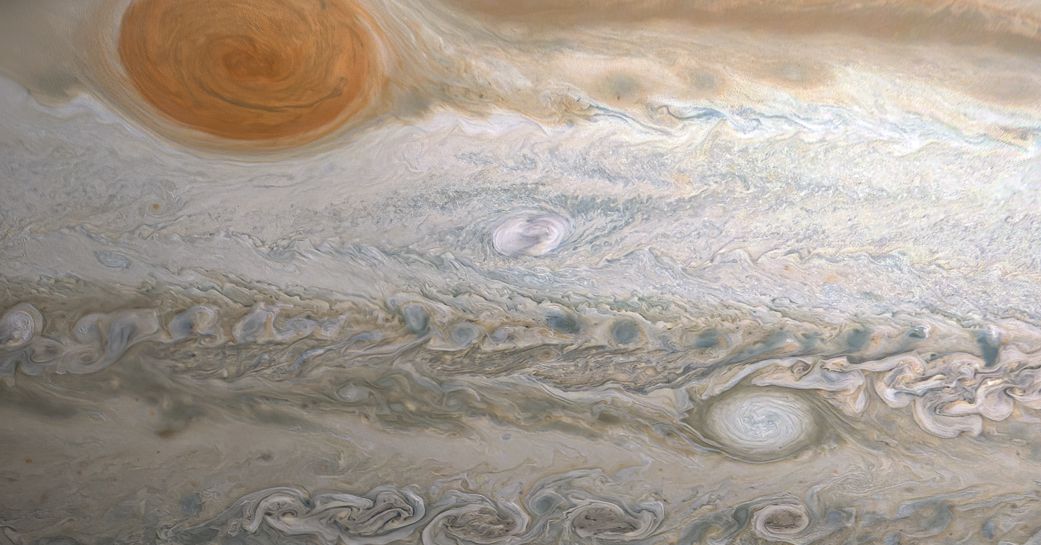 NASA'nın Juno uzay aracı, Jüpiter'in Büyük Kırmızı Noktasının ne kadar derine gittiğini bulur