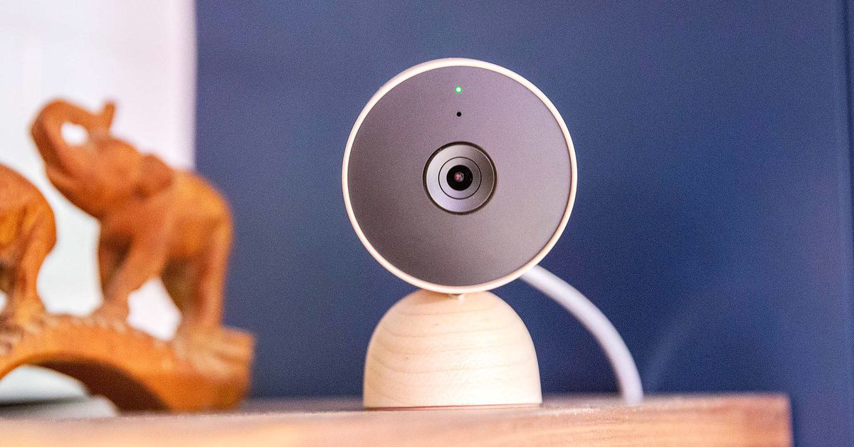 Nest Cam (iç mekan) incelemesi: Google'ın sevimli küçük kamerası bir adım ileri üç adım geri gidiyor