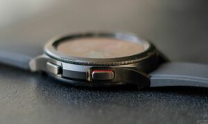 Samsung, Galaxy Watch 4'e yeni saat yüzleri ekliyor