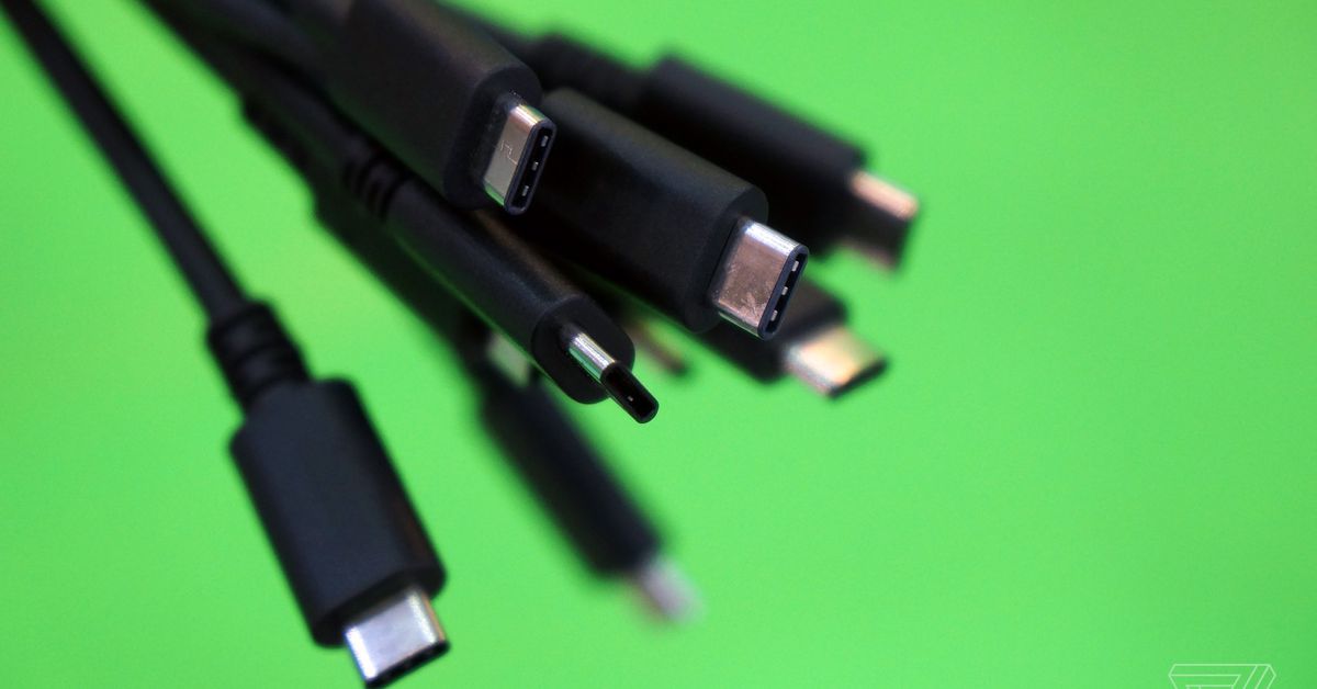 USB-C kabloları, daha hızlı 240W şarj standardı için yeni, kafa karıştırıcı logolar alıyor