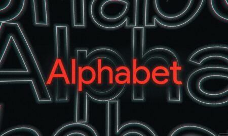 Google'ın ana şirketi kısaca 2 trilyon dolar değerlemeye ulaştı