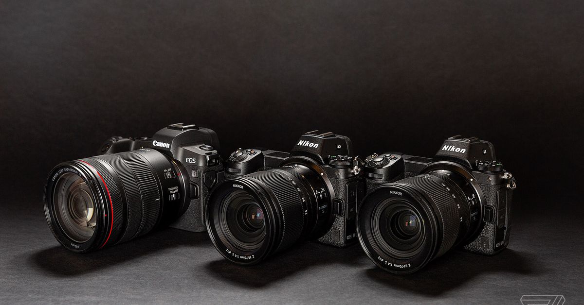 Kara Cuma için aynasız fotoğraf makineleri, lensler ve daha fazlasından tasarruf edin