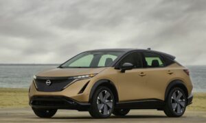 Nissan'ın yaklaşmakta olan elektrikli SUV'si 2023 Ariya, 47.125 dolardan başlayacak