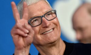 Tim Cook kripto paraya sahip olduğunu söyledi