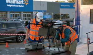 Walmart artık bebek bezi ve yiyecekleri drone ile teslim ediyor (eğer bu Arkansas mağazasına yakın yaşıyorsanız)