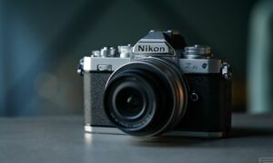 Nikon Z FC incelemesi: odaktan moda